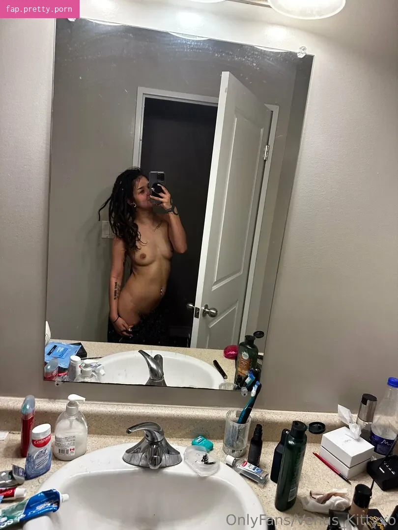 venus_kittyxo - Photo #17