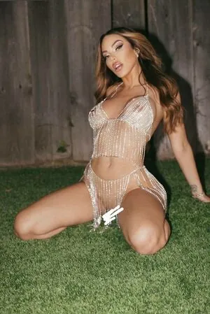 Vivian Kindle