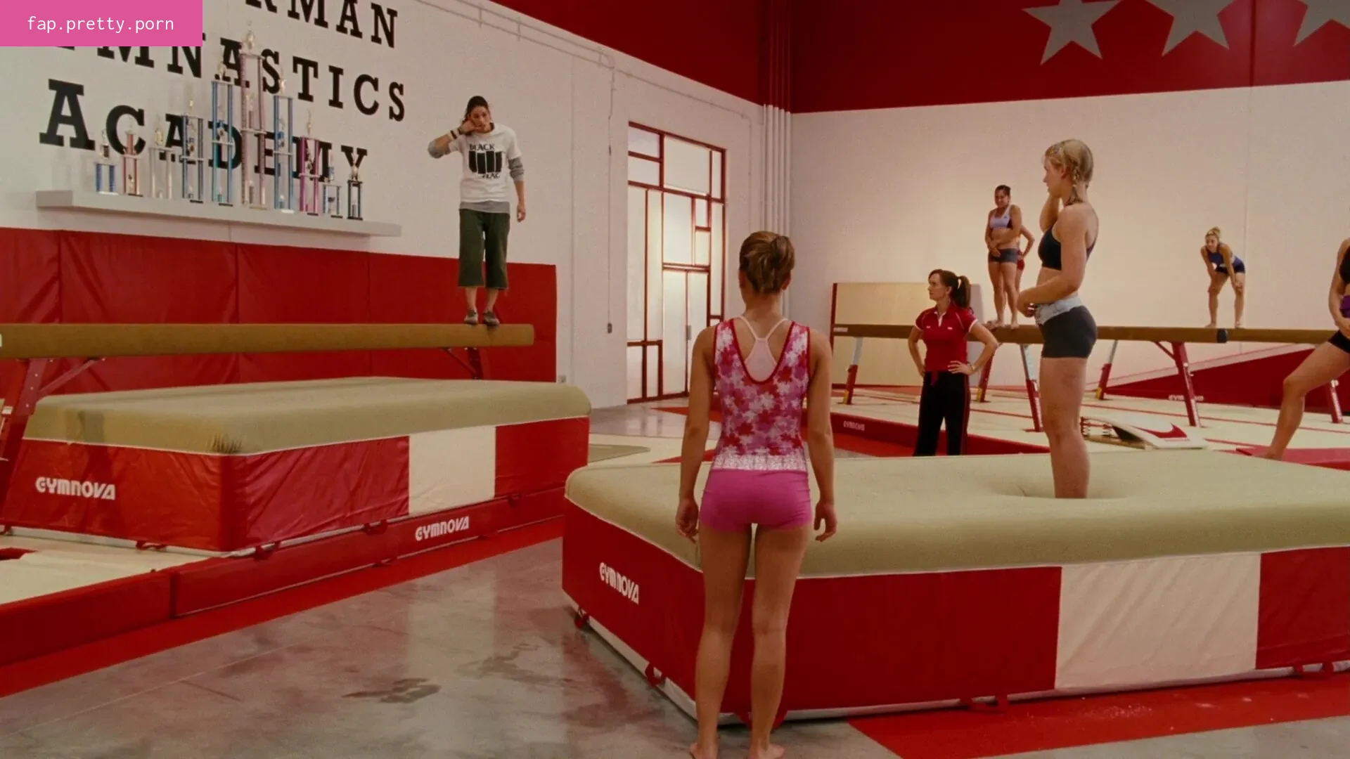 Vanessa Lengies - Photo #93