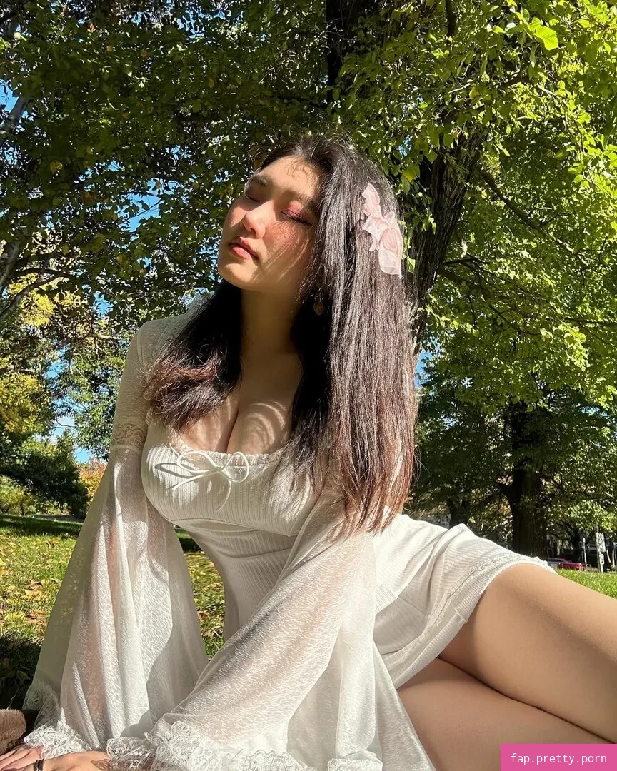 Vicki Mranrr - Photo #15