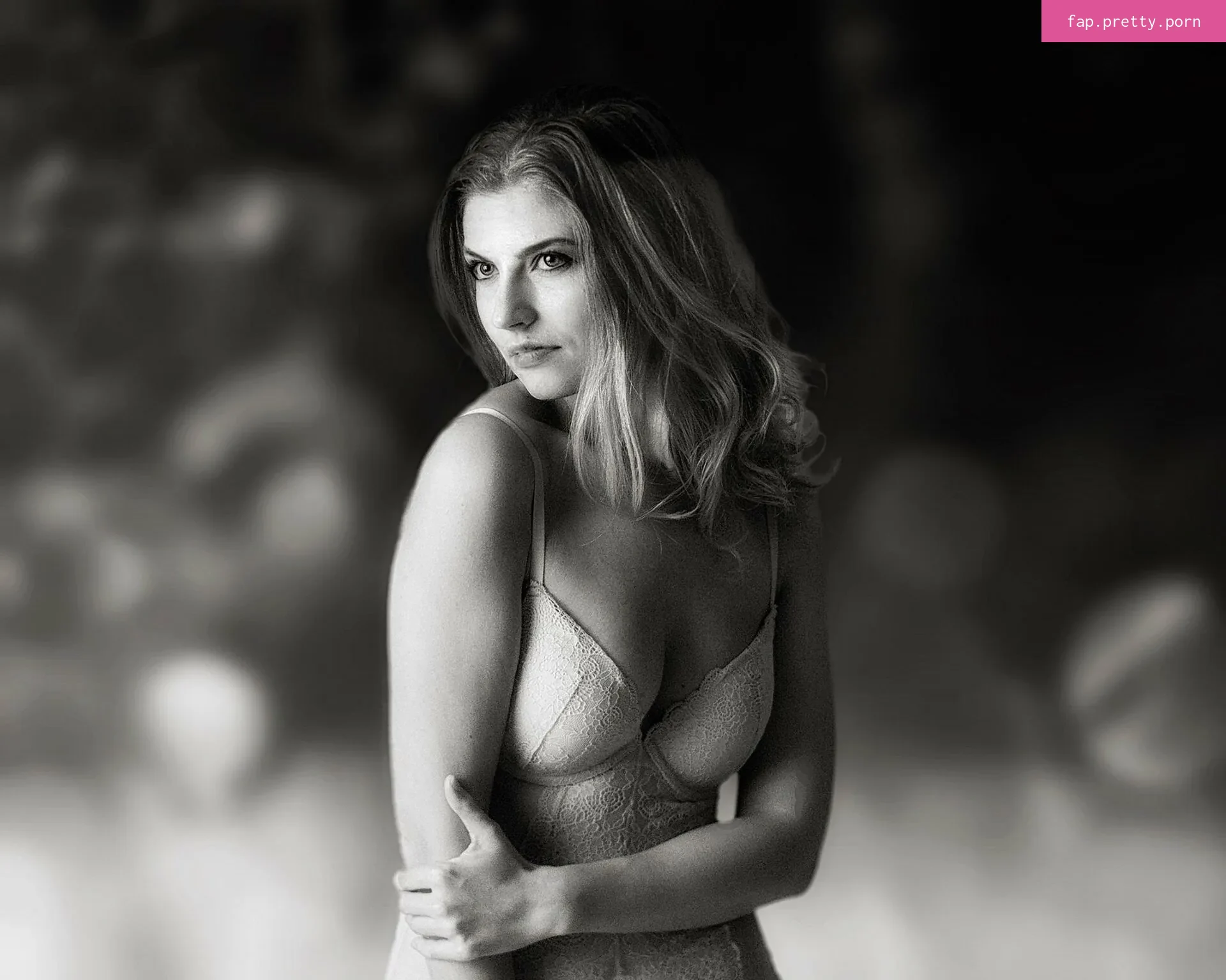 Victoria Mintz - Photo #09