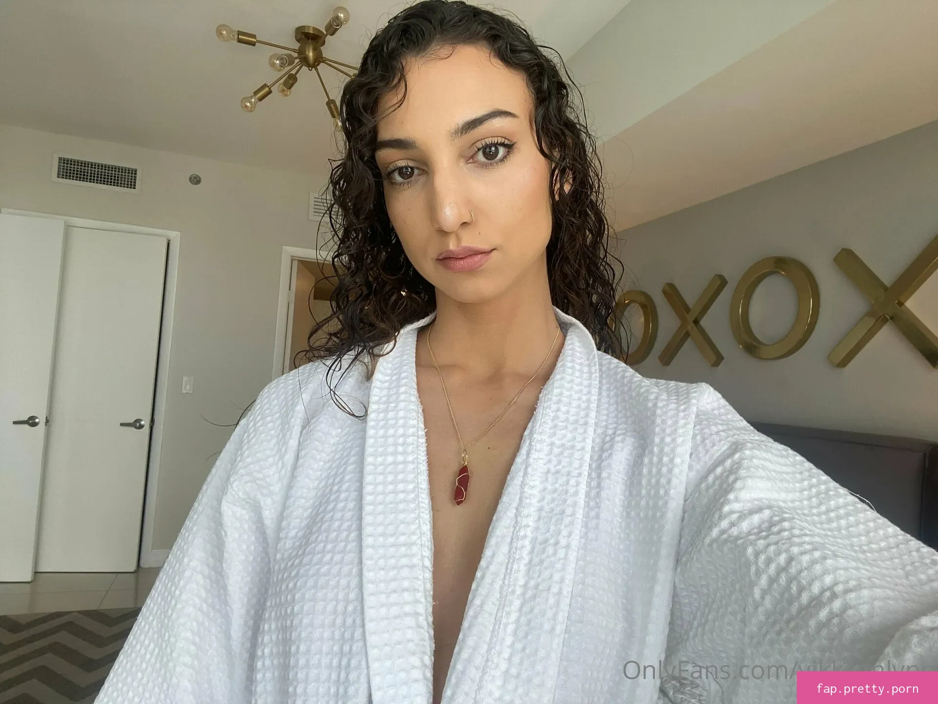 Vikki Mlynn - Photo #66