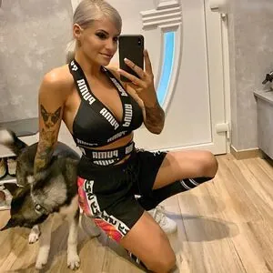 Viktória Metzker