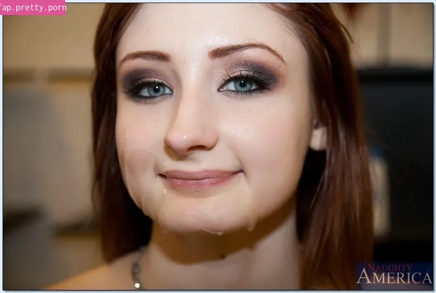 Violet Monroe - Photo #07