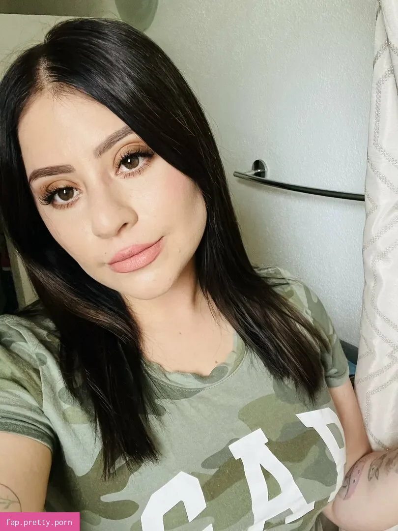 Vane Ochoa - Photo #01