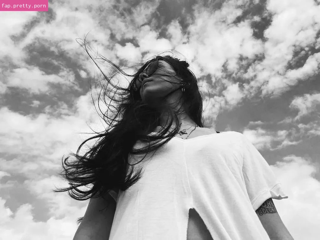 Violet Orlandi - Photo #05