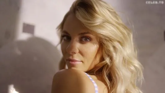 Valentina Pahde