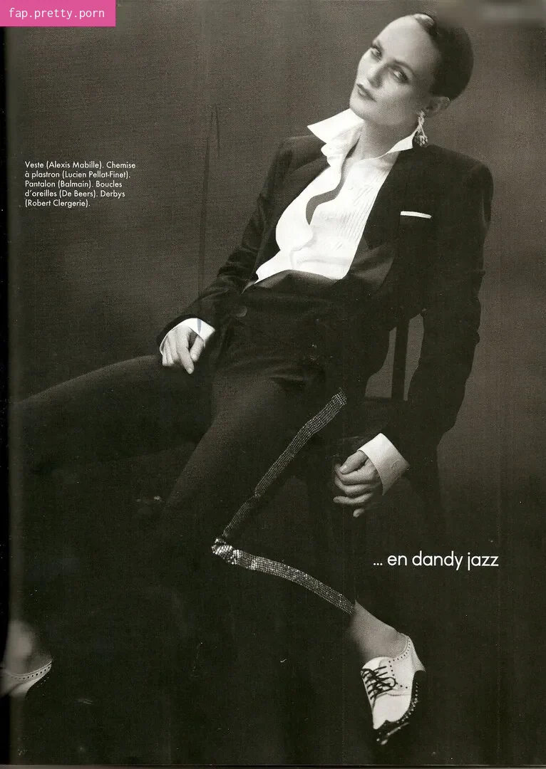 Vanessa Paradis - Photo #24
