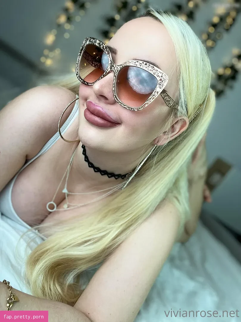 Vivian_Rose - Photo #12