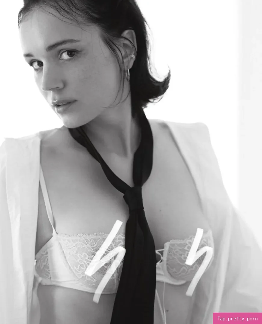 Valeria Skjørvestad - Photo #02