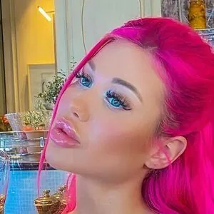 Viktoria Shock