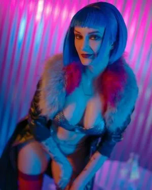 Vixena Siren