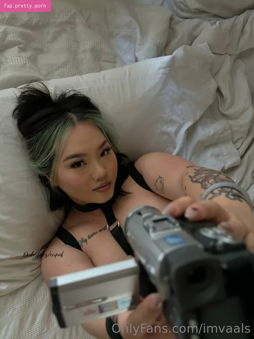 Valentine Thao - Photo #21