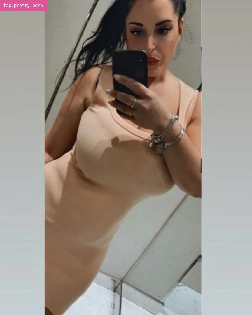 Valeria Vela - Photo #03