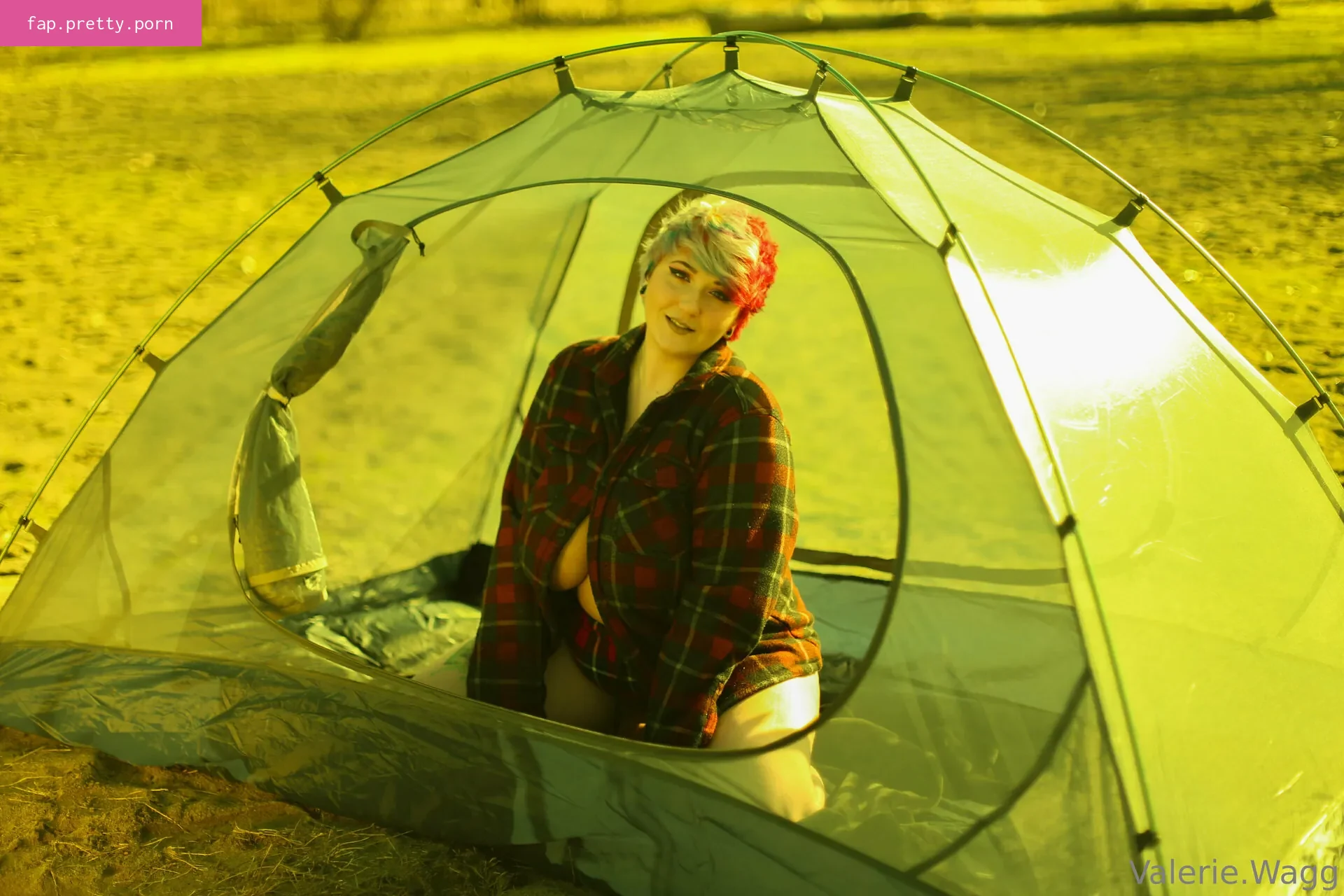 Valerie.wagg - Photo #57