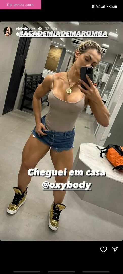 Vivi Winkler - Photo #28