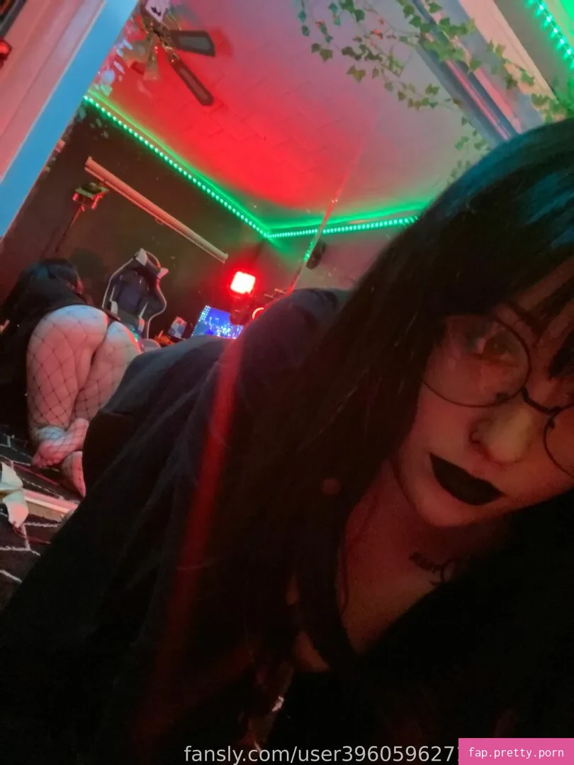 WhisperingPizza ASMR - Photo #28
