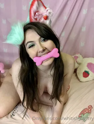 Whitish_Cherry