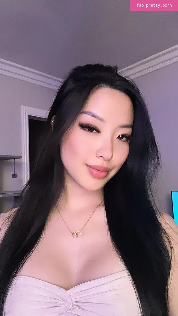 Winnie Chang - Photo #24