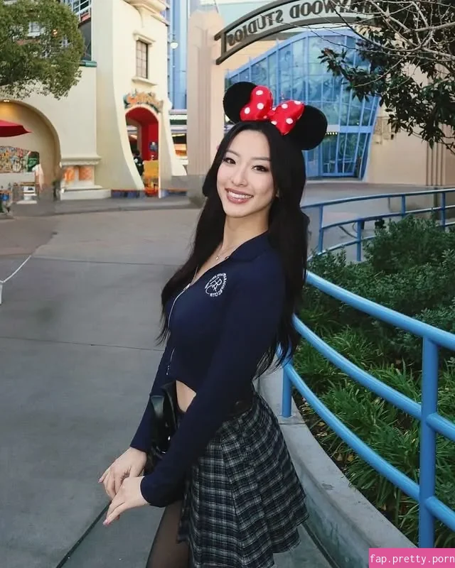 Winnie Chang - Photo #45