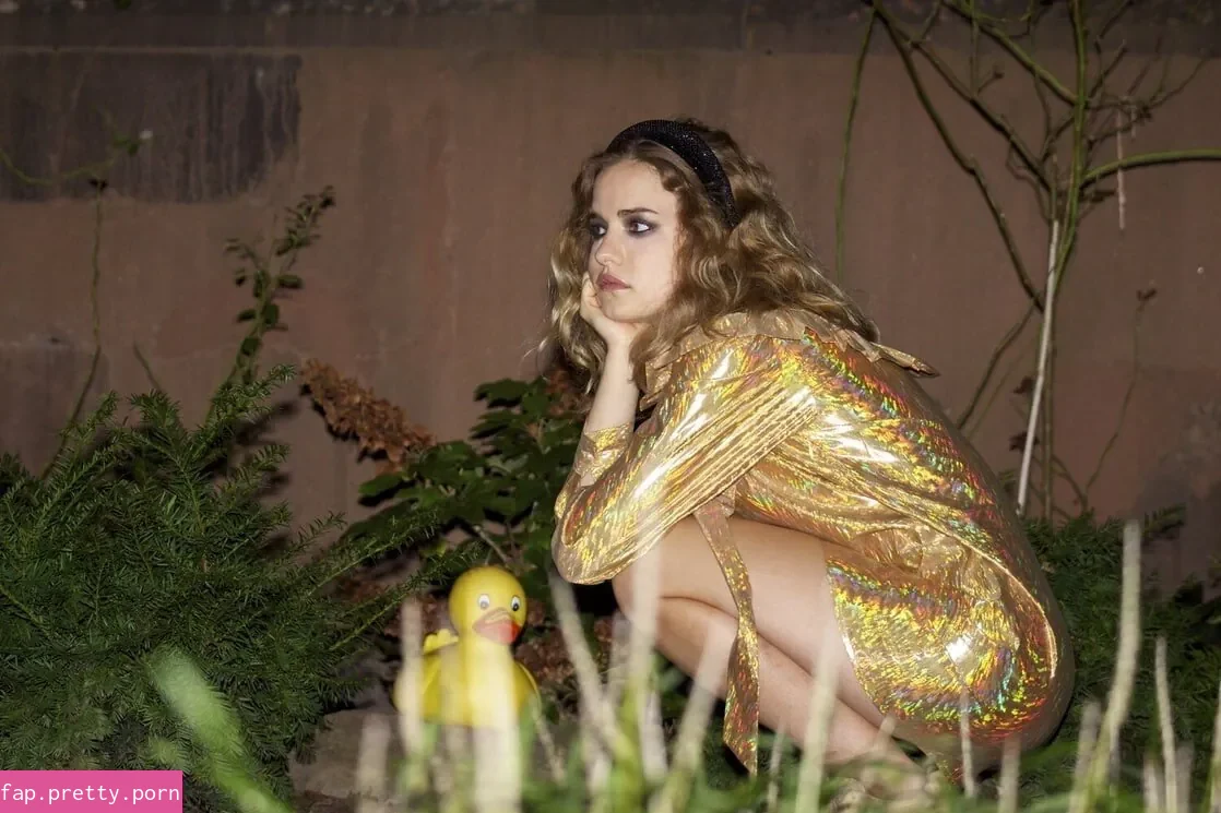 Willa Fitzgerald - Photo #31