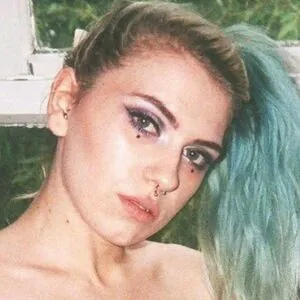 whatsherfaceagain