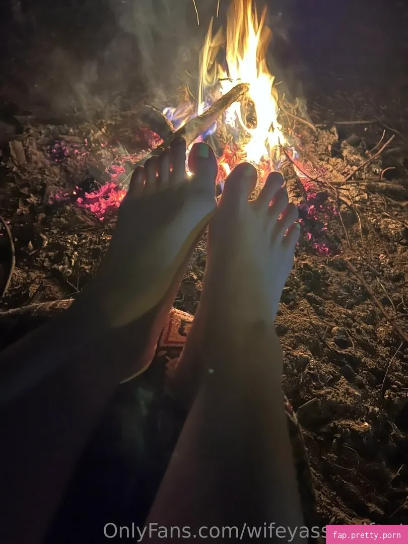 wifeyassandfeet - Photo #14