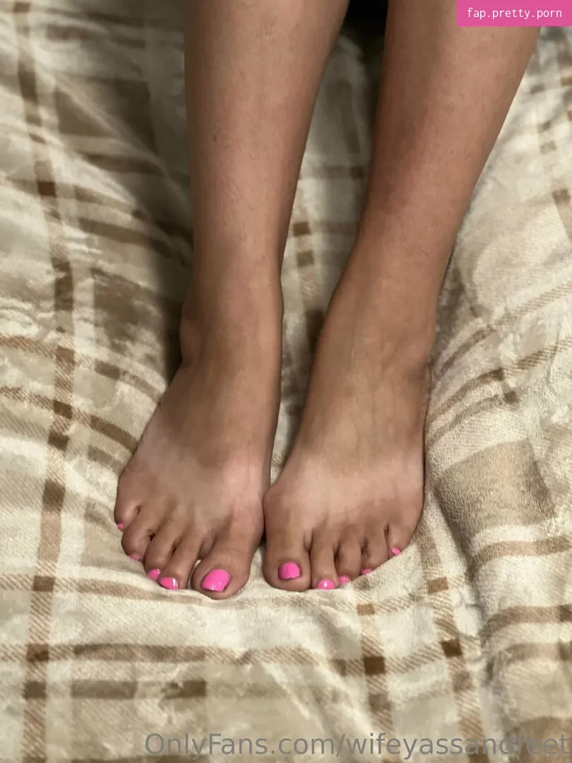 wifeyassandfeet - Photo #10