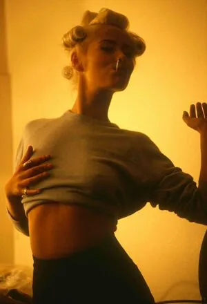 Wendy James