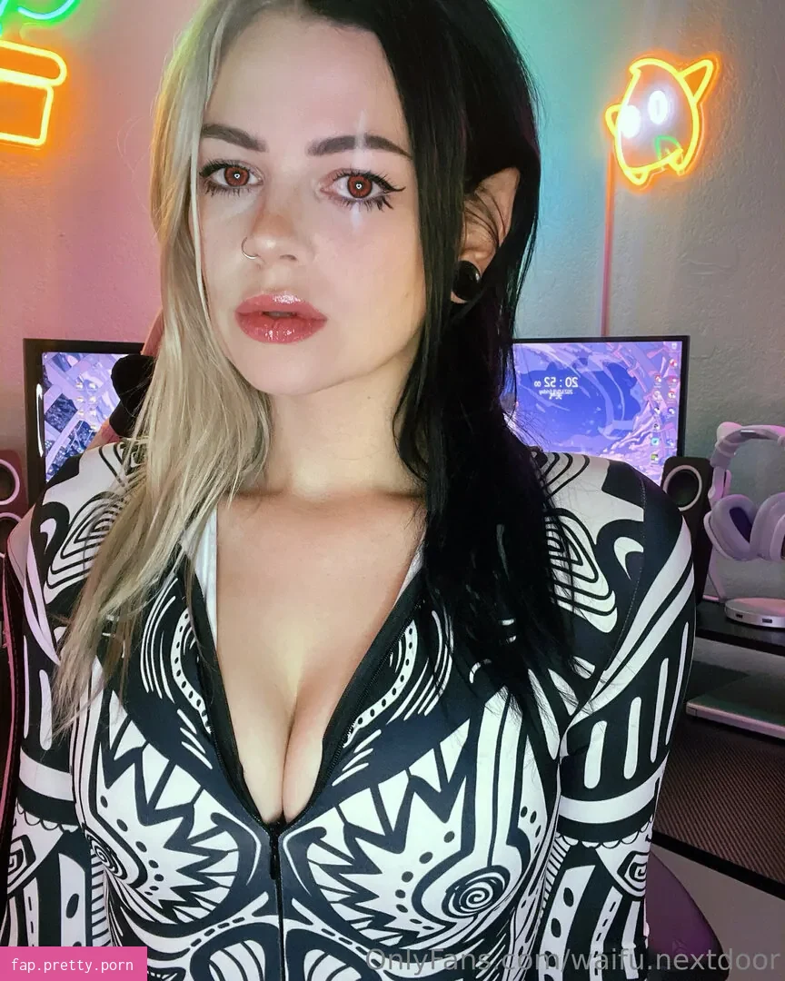 waifu.nextdoor - Photo #54