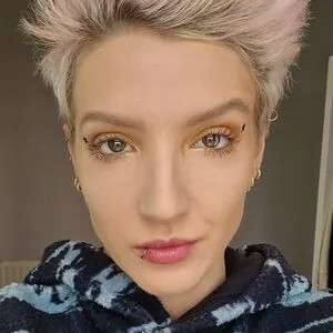 who.on.earth.is.anna