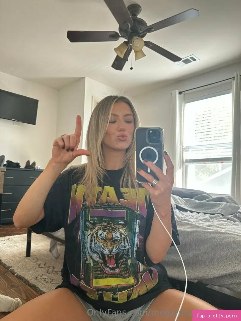 WomenBarstool - Photo #72