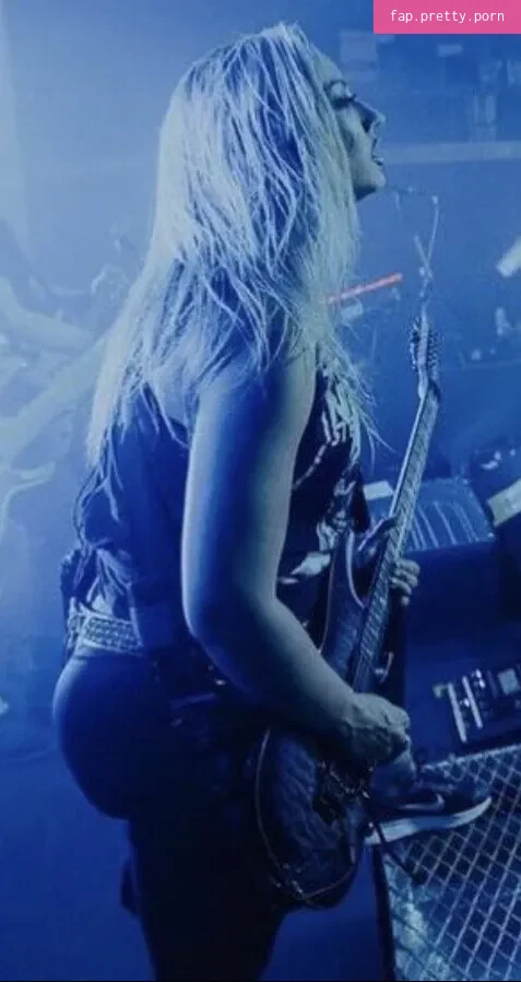 WomenMetal - Photo #06