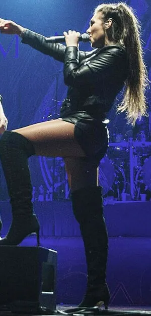WomenMetal