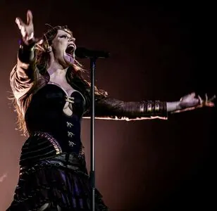 WomenMetal