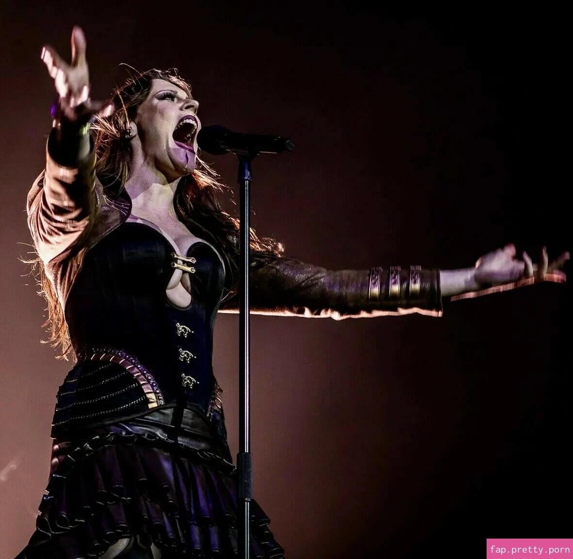 WomenMetal - Photo #59