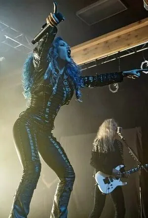 WomenMetal