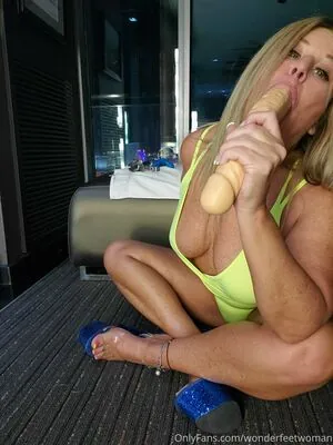 wonderfeetwoman