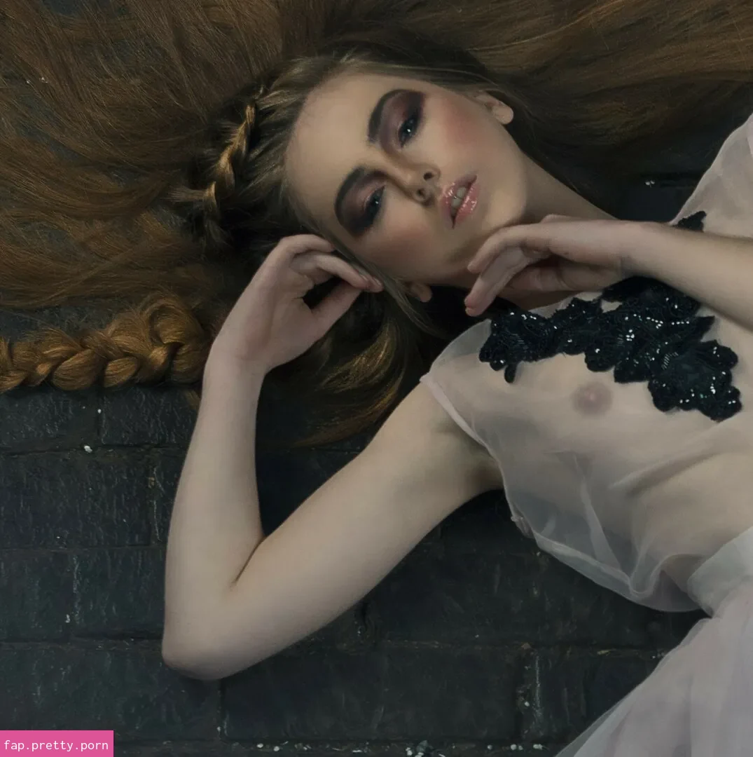 Wiktoria Salajczyk - Photo #02