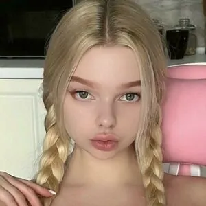 White VIky