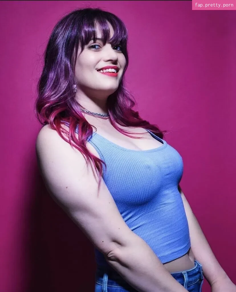 Whitney Van Laningham - Photo #12