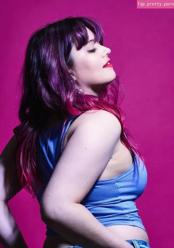 Whitney Van Laningham - Photo #15
