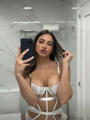 Xaria Bloom