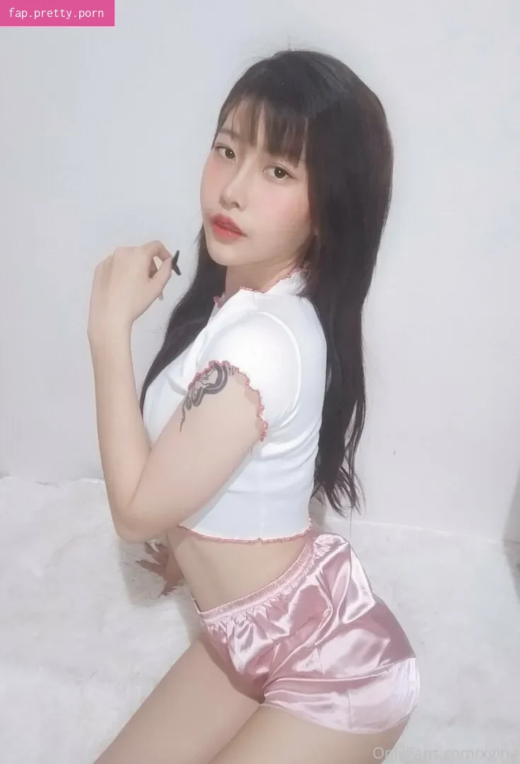Xgina - Photo #02