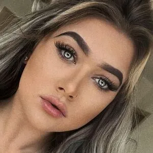 xlaura412