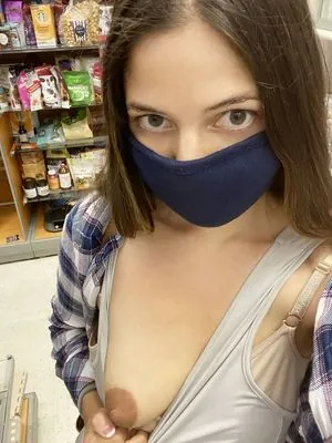 Xlilyflowersx