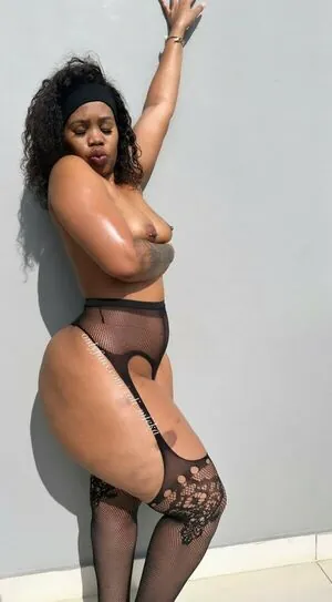 Xoli Mfeka