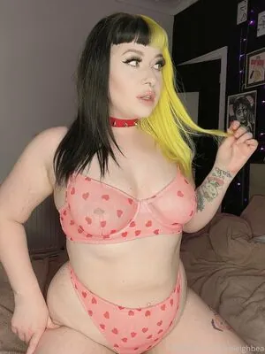 xostevieleigh