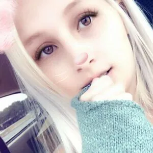 xoxbuttonsbabee