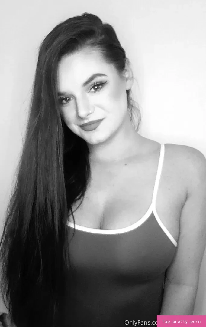 xoxoreneexo - Photo #01